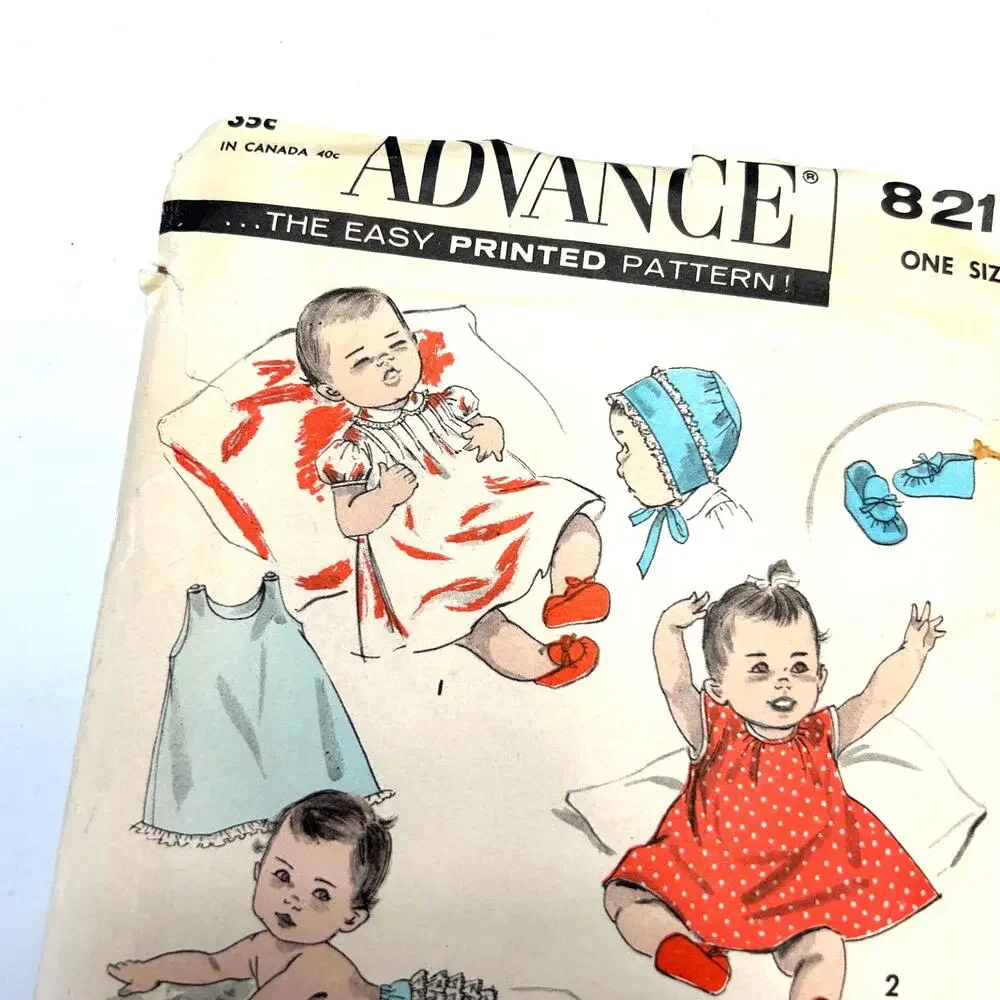 Advance Vintage 1950's Pattern #8219 Infant Layette One‎ Size